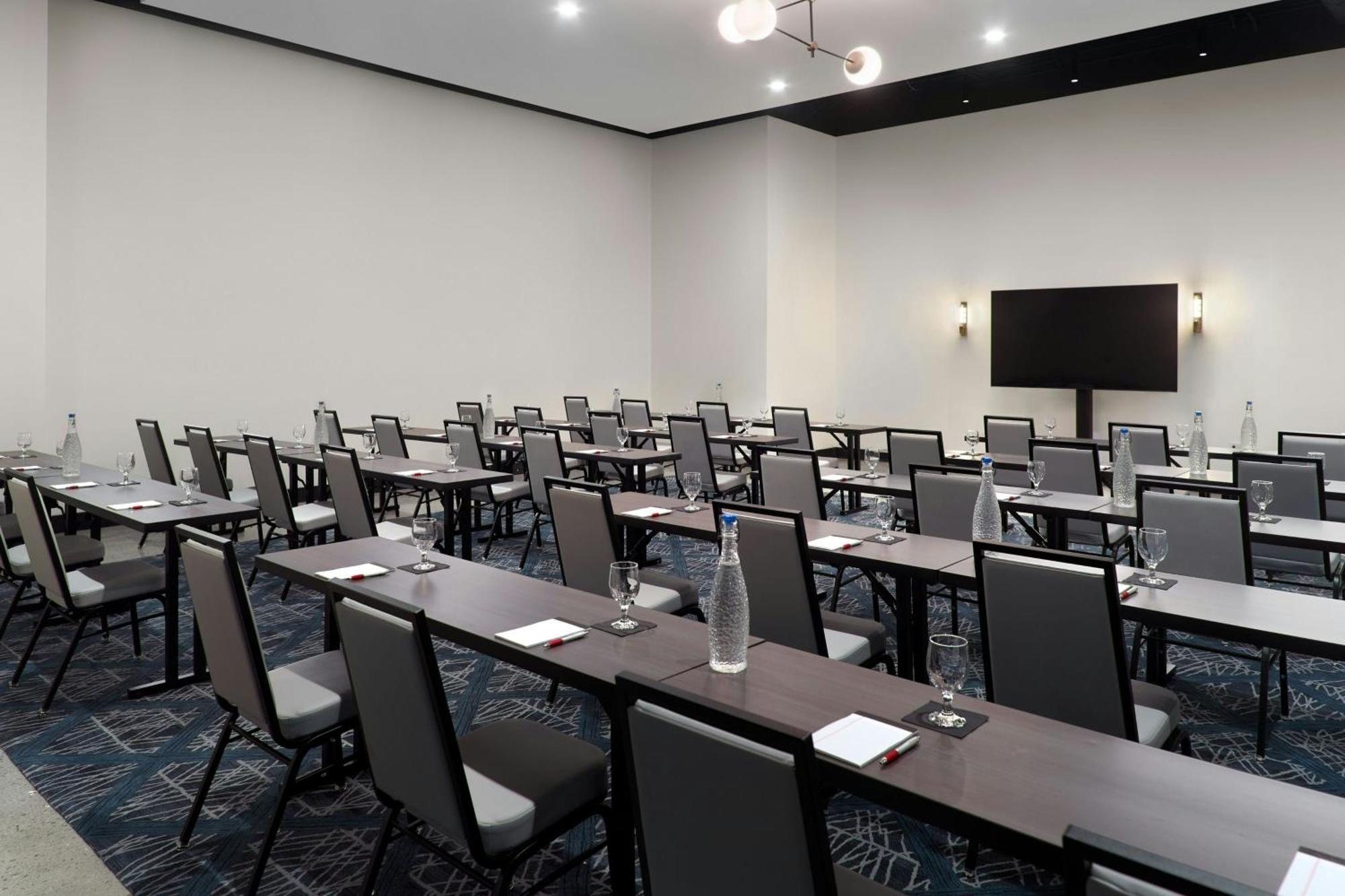 Marriott Knoxville Downtown Экстерьер фото