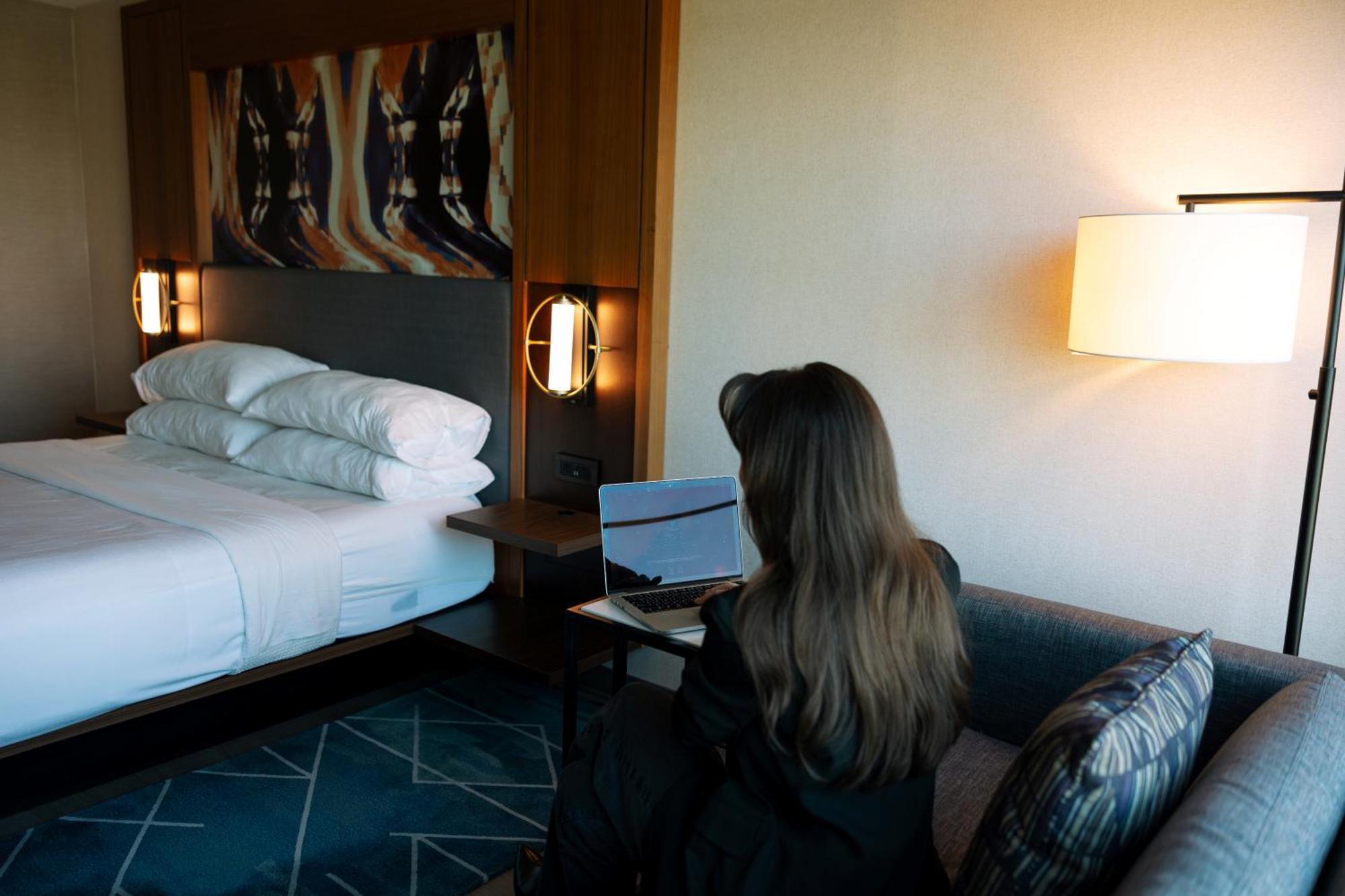 Marriott Knoxville Downtown Экстерьер фото